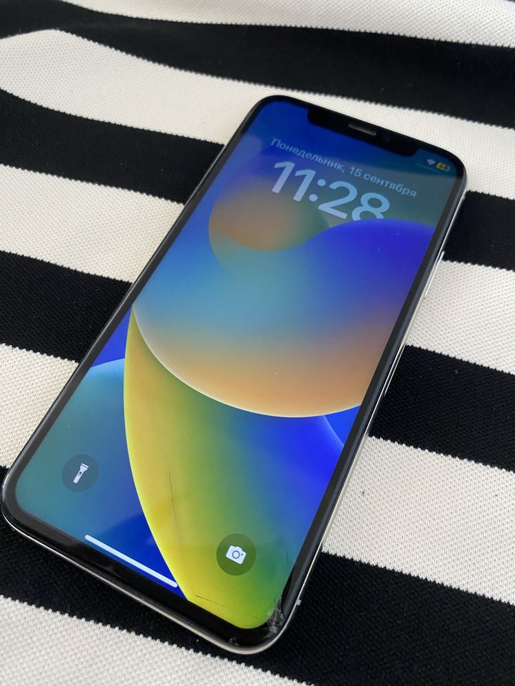 Iphone X, белого цвета