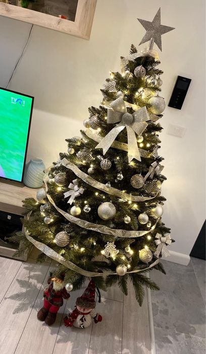 Brad artificial 180 cm ca nou