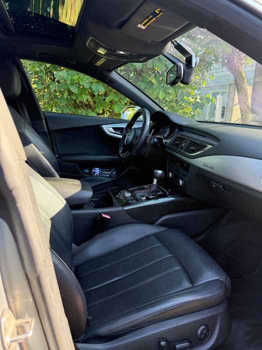 Audi A7 S-Line Quattro TFSI V6 310cp 2012