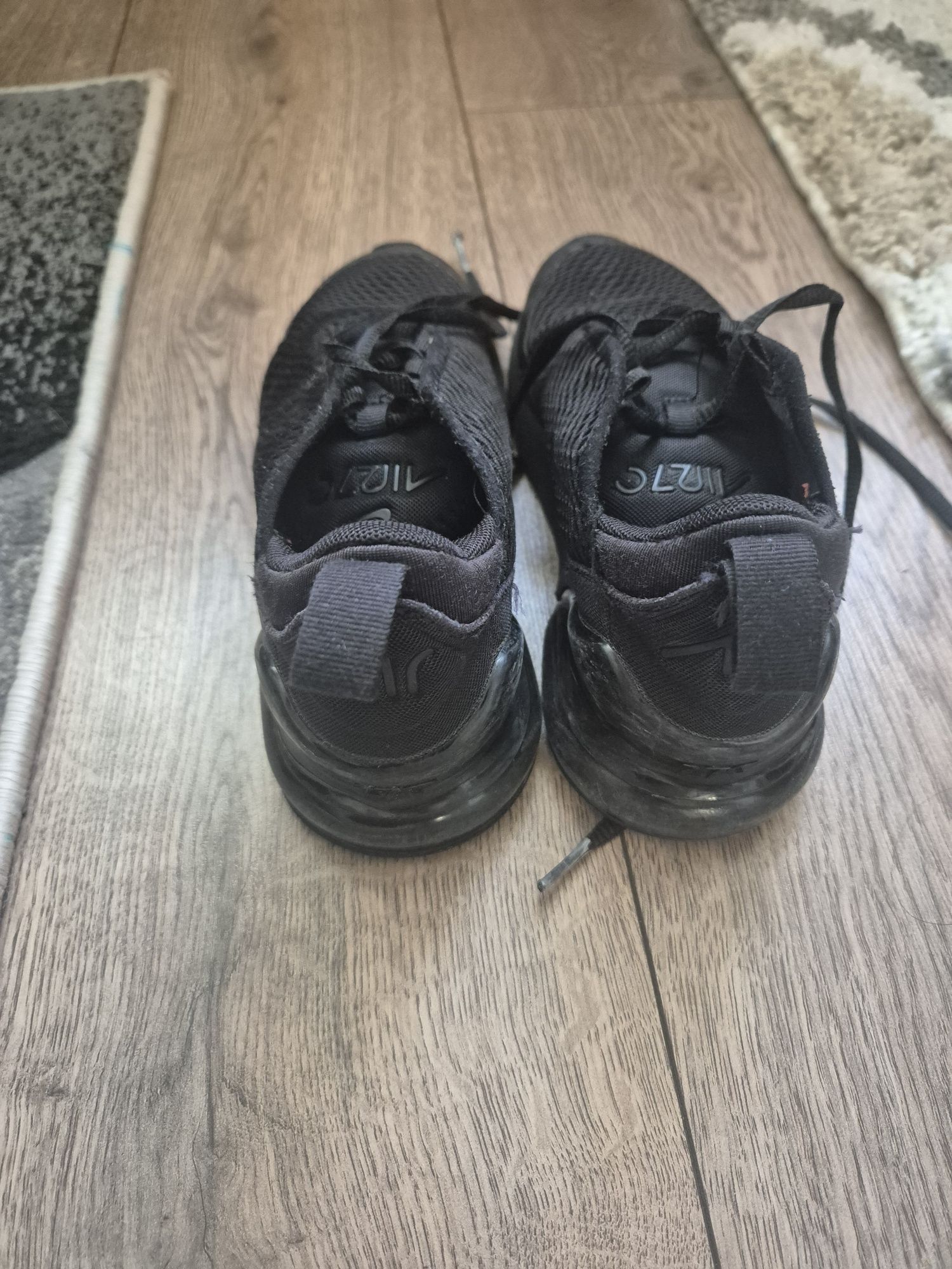Маратонки Air max 270 nike 33 номер