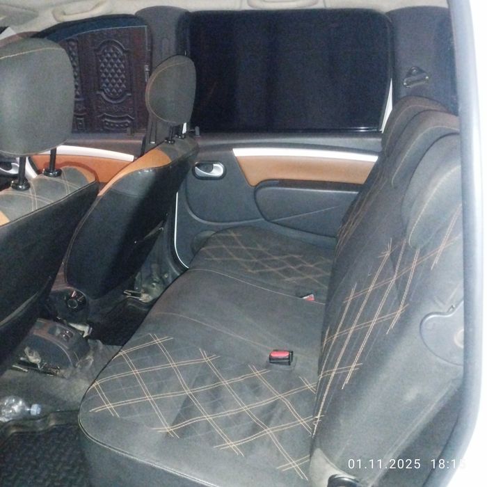 Lada Largus Lada Largus