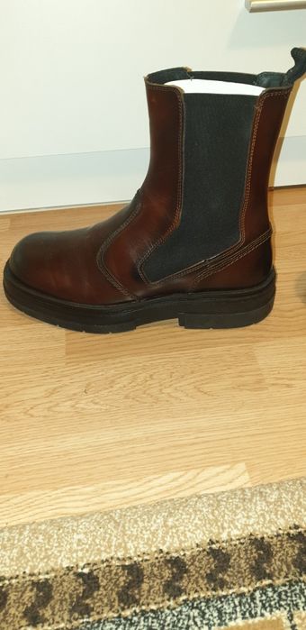 Ghete bărbați - piele, marca Zara, mărimea 42, noi