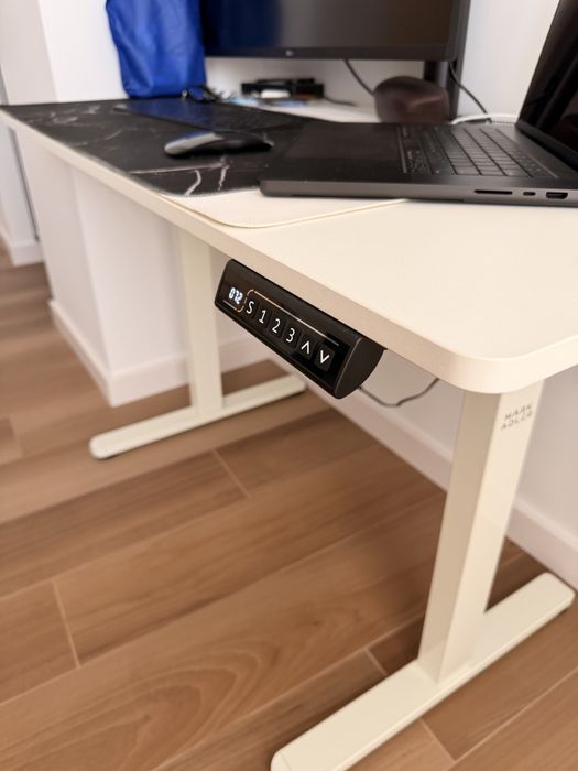 Регулеруемо бюро НОВО 120х60