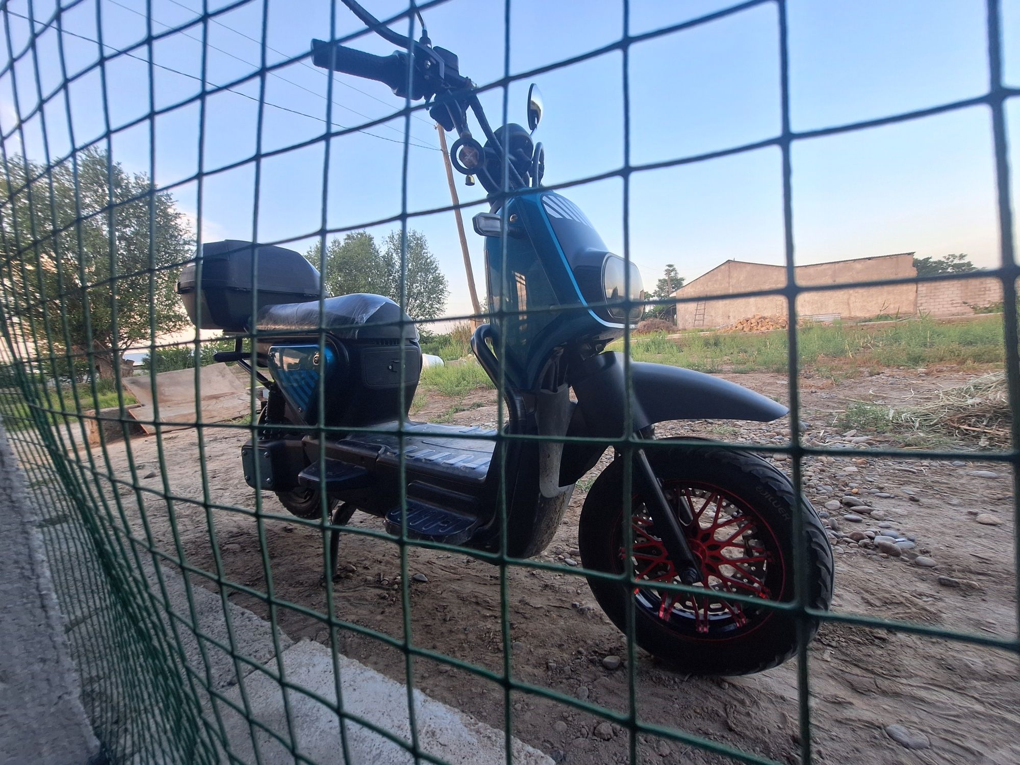 Skater bike sotiladi