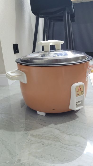 Продам рисоварка