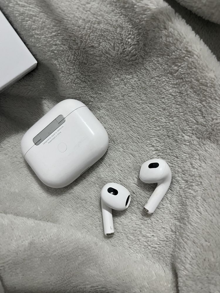 Casti Apple Airpods 3