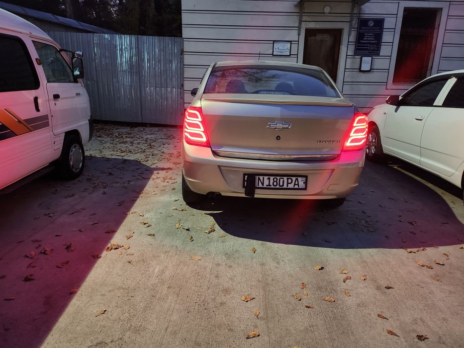 Срочно НЕ дорого Кобальт-2014г. Поз-2. Метан. НЕ битый НЕ гнилой.