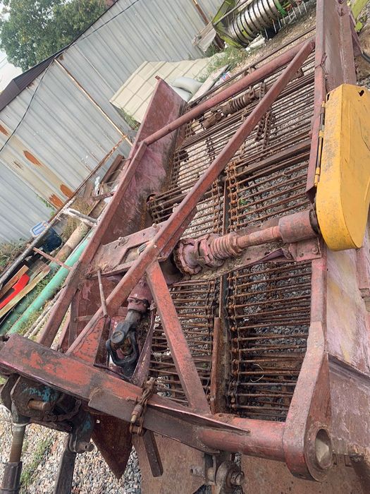 Продам картофелекопалка