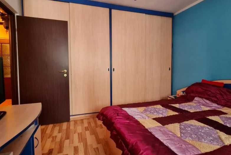 Дава се под наем Тристаен апартамент в Пловдив, Център - 75 кв.м за 183.6 € - Снимка #4