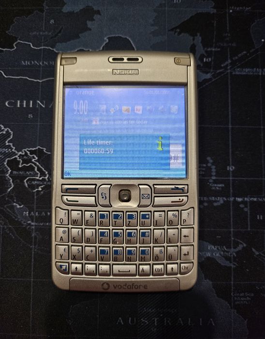 Nokia E75 telefoane cu butoane clasic
