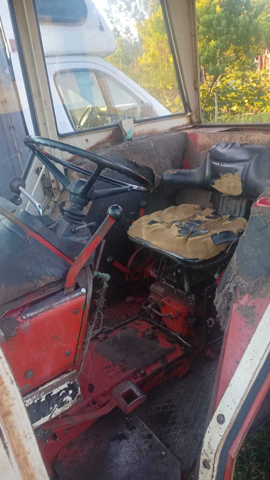 International 844 SB