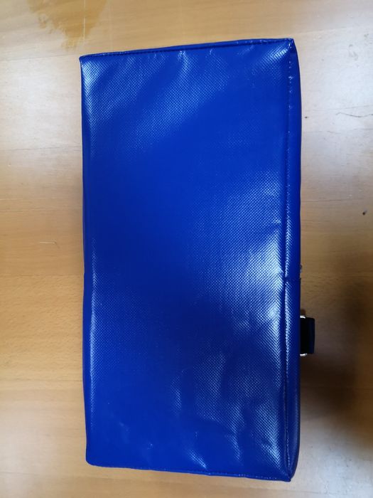 Perna scut antebrat pentru antrenament 40x20x10 cm