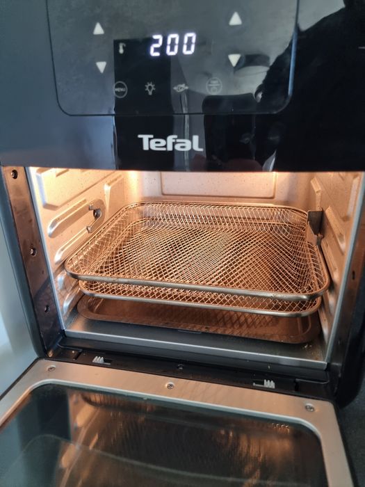 Уред за готвене с горещ въздух и фурна Tefal Easy Fry Oven & Grill