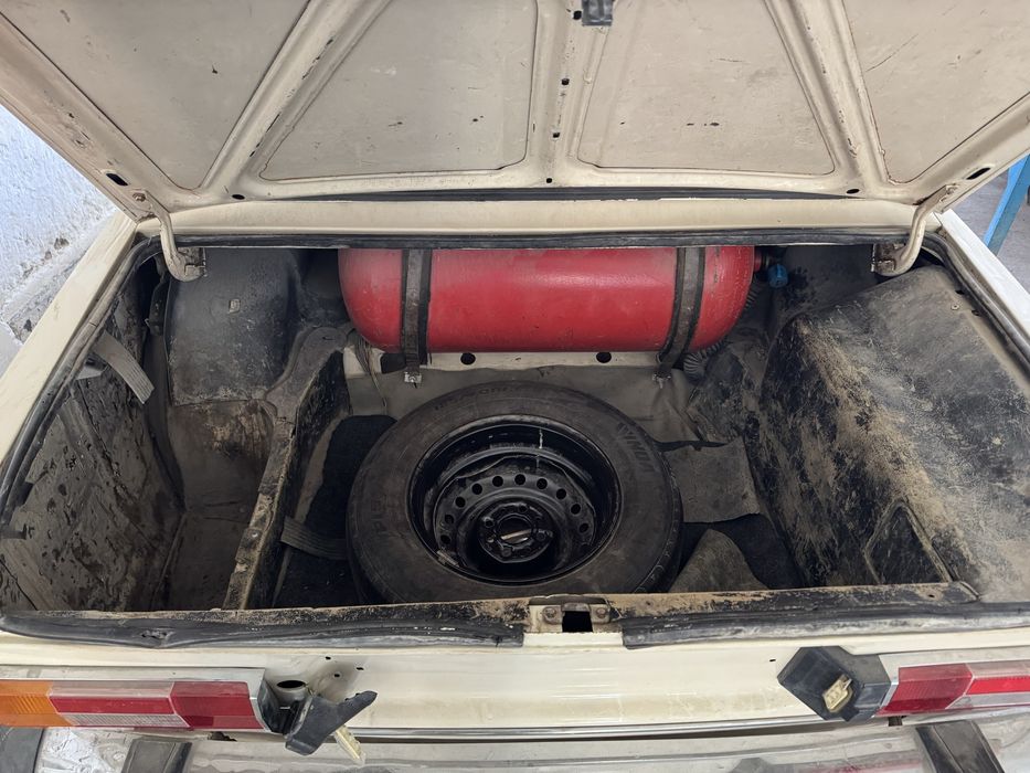 Juguli sotiladi narxi kelishiladi yili 1988 faqat bitta aybi dakument