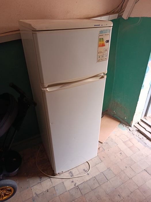 Продам холодильник рабочий