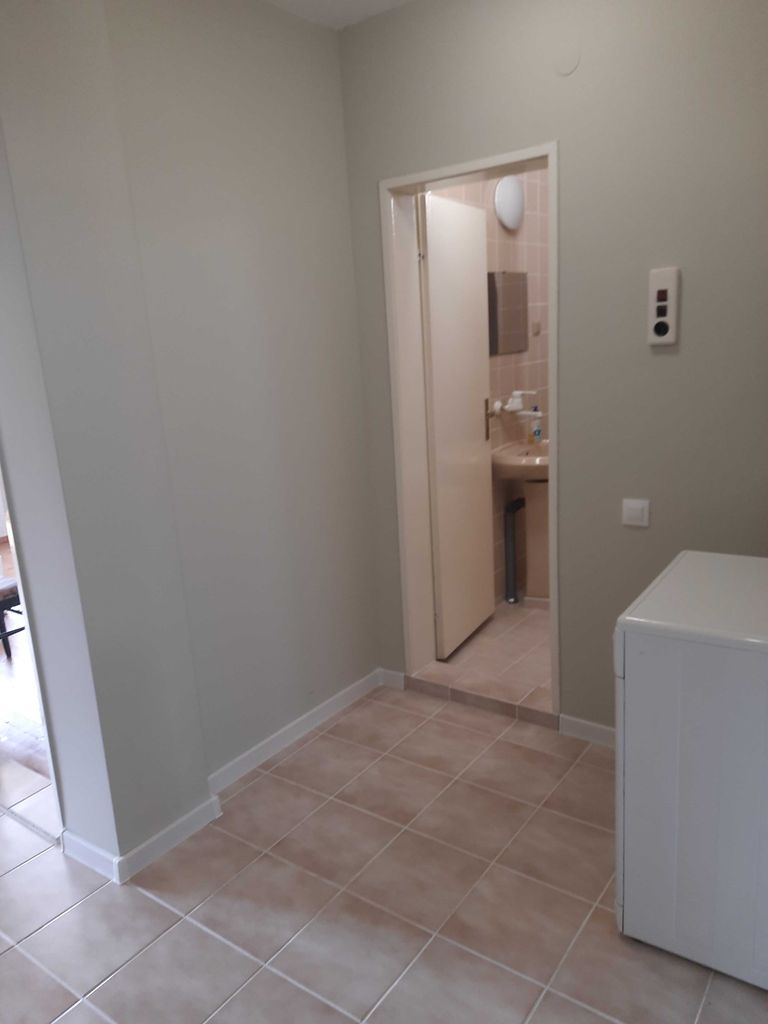 Продава се Тристаен апартамент в Плевен, 9-ти квартал - 130 кв.м за 1270 €/кв.м - Снимка #3