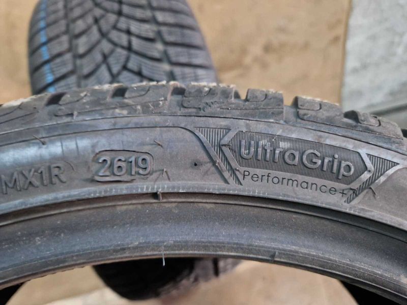2 Goodyear R18 225/40
зимни гуми DOT2619