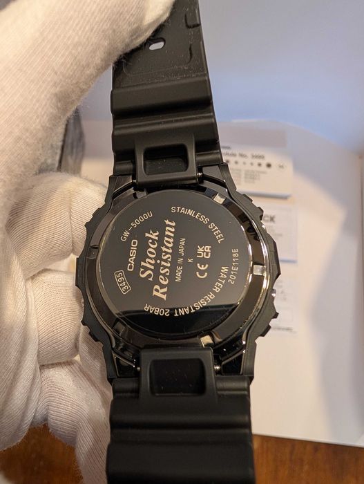 Часовник Casio G-Shock GW-5000U Метален корпус Solar Atomic 200m