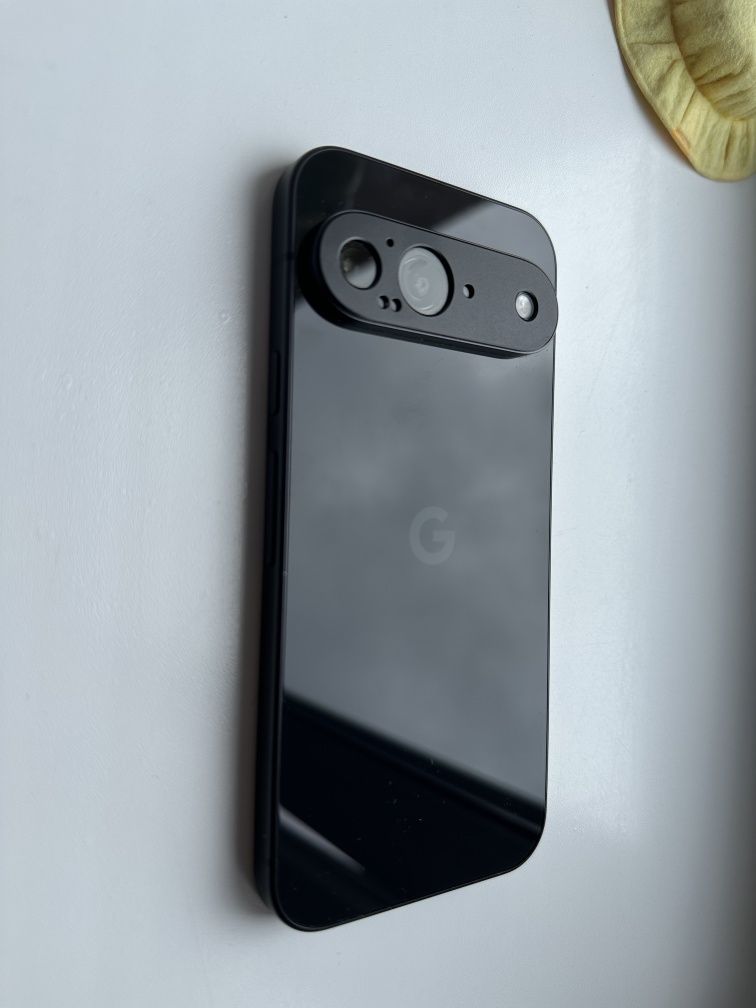 Продам Google Pixel 9