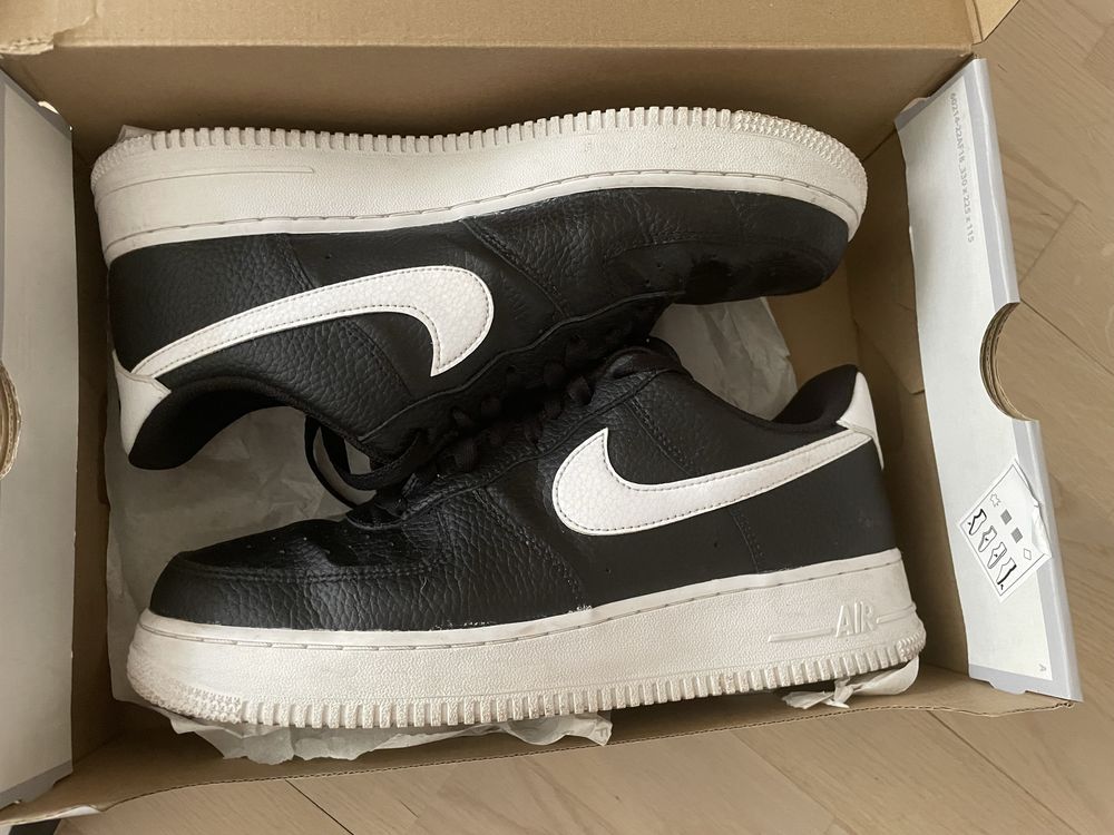Vând urgent !Nike Uptempo+Nike Air Force 1,originale marimea 43