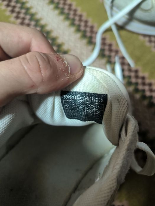 Vând papuci femei Tommy Hilfiger