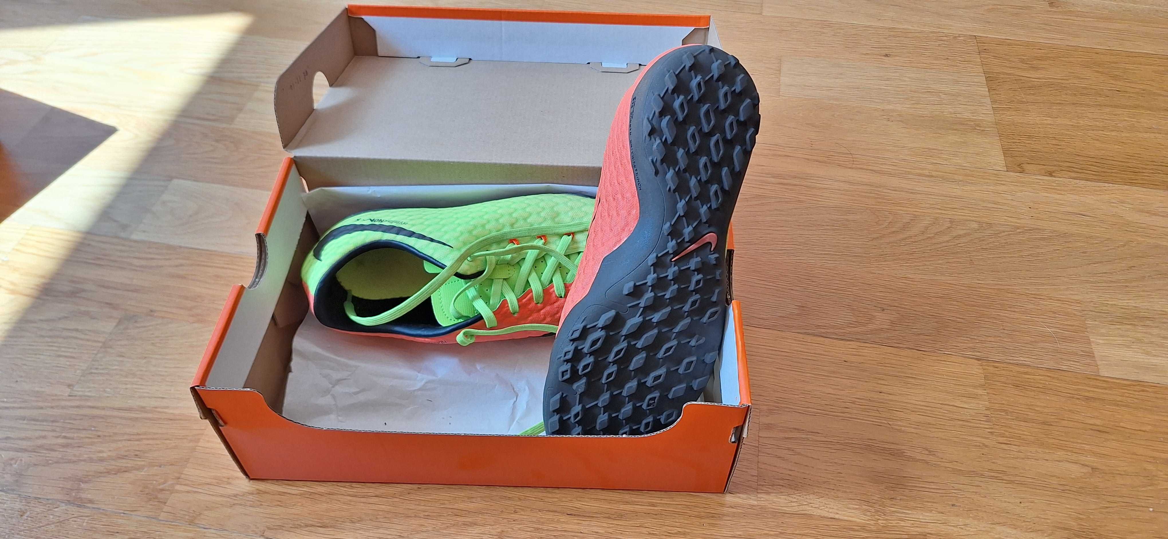 Nike hypervenom x