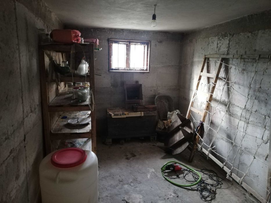 Продава се Къща в с. Ковачевец, Област Търговище - 1000 кв.м за 34 €/кв.м - Снимка #16