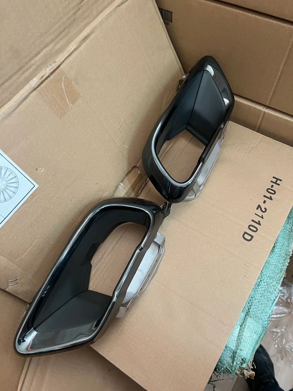 Ornamente BMW tips Evacuare ornamente tobe compatibile cu BMW X4 X5 X6 X7 G04 G05 G06 G07 Modelele G black chrome negru lucios