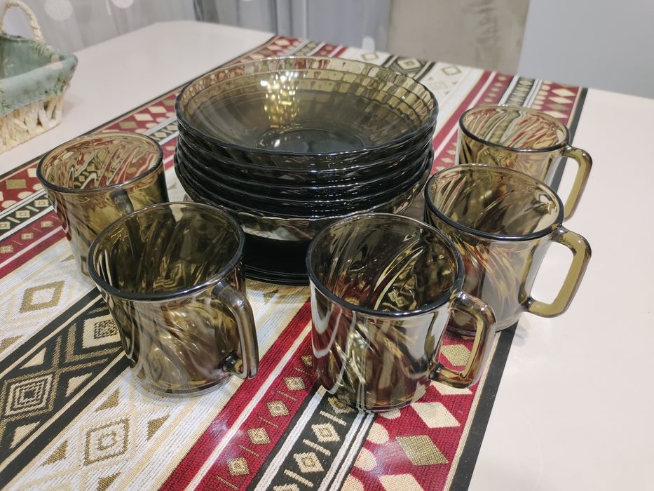 Продам набор посуды б/у