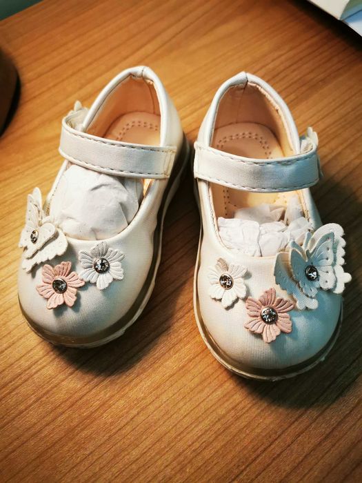 Официални бебешки обувки