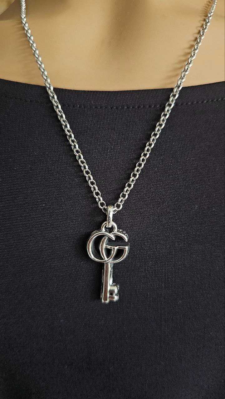 Ново Колие Gucci