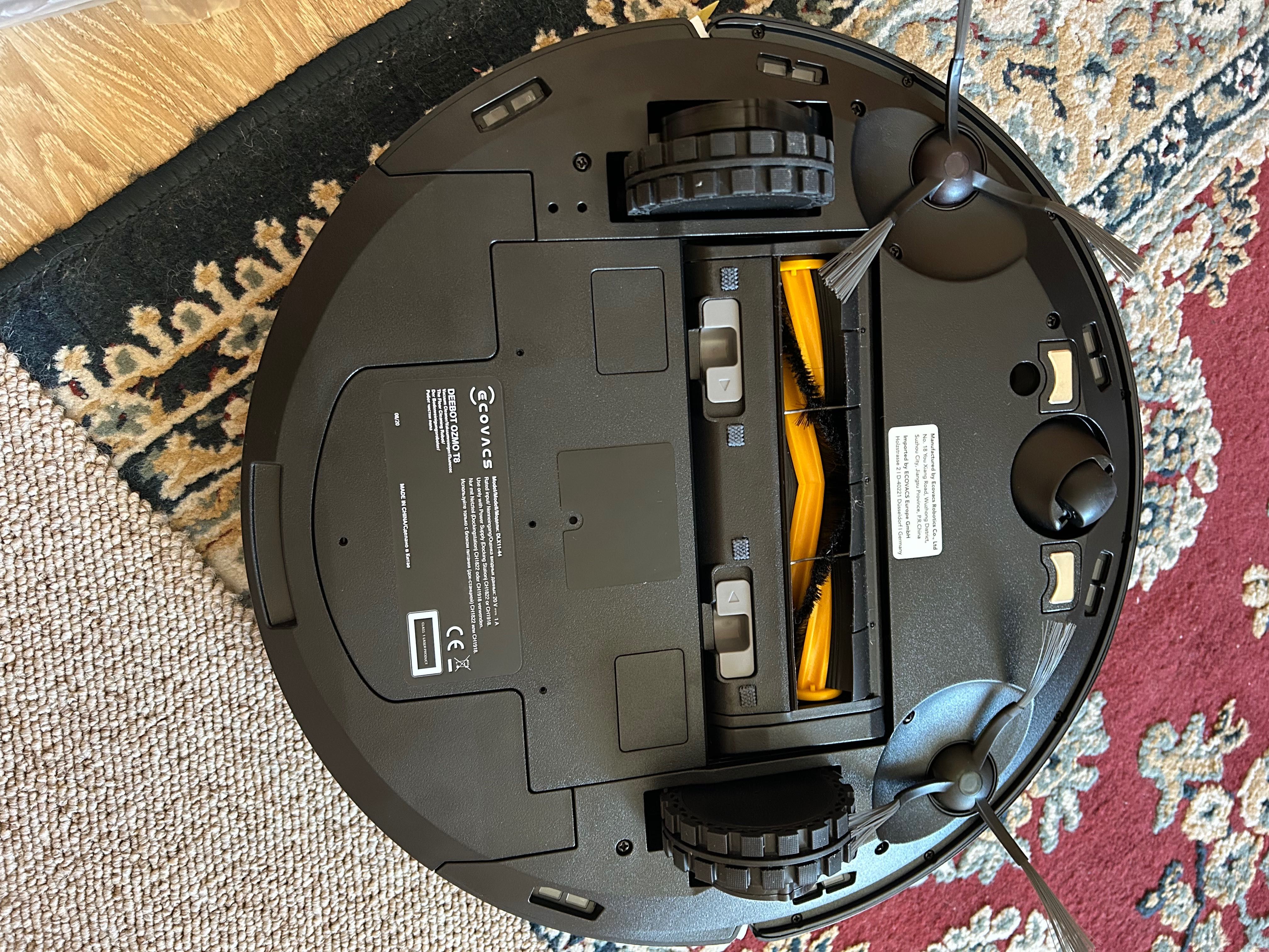 Робот прахосмукачка EVOVACS DEEBOT OZMO T8