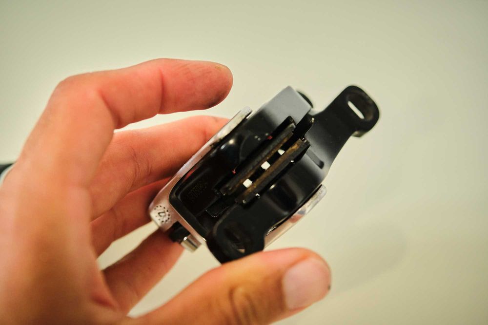 Frâne pe disc mecanice de șosea TRP Spyre, flatmount si postmount