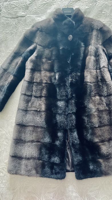 Продам шубу красивую ,