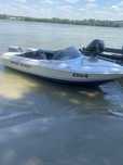 Vand urgent barca cu motor si peridoc