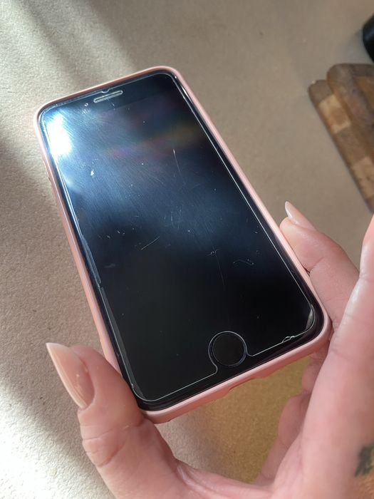 Vând Iphone se 2020 128 Gb