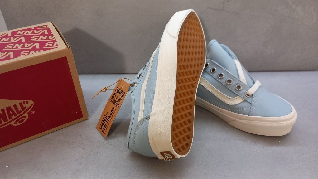 Кецове Vans НОВИ