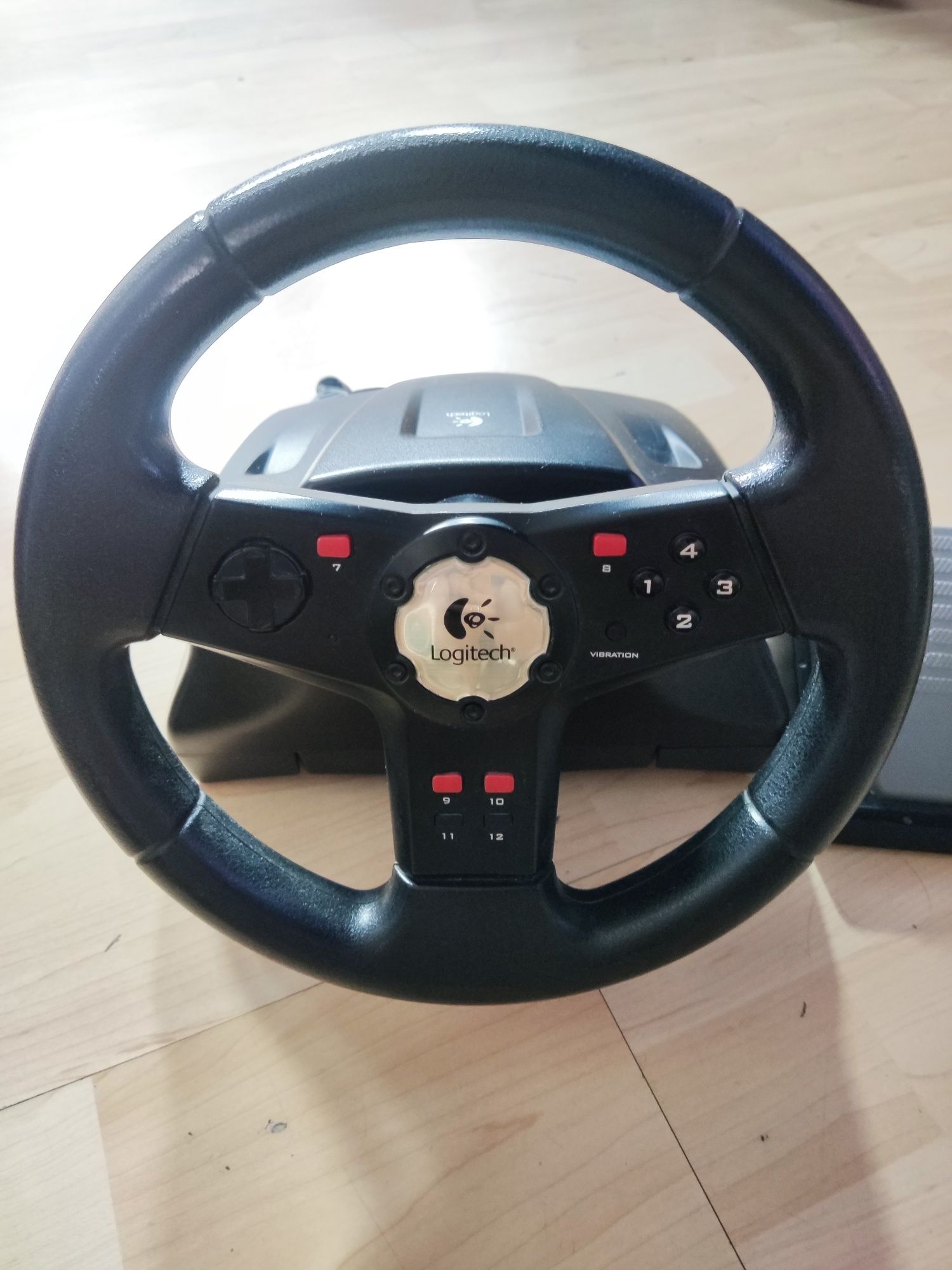Волан с педали Logitech Formula, Vibration Feedback, вибрация, USB