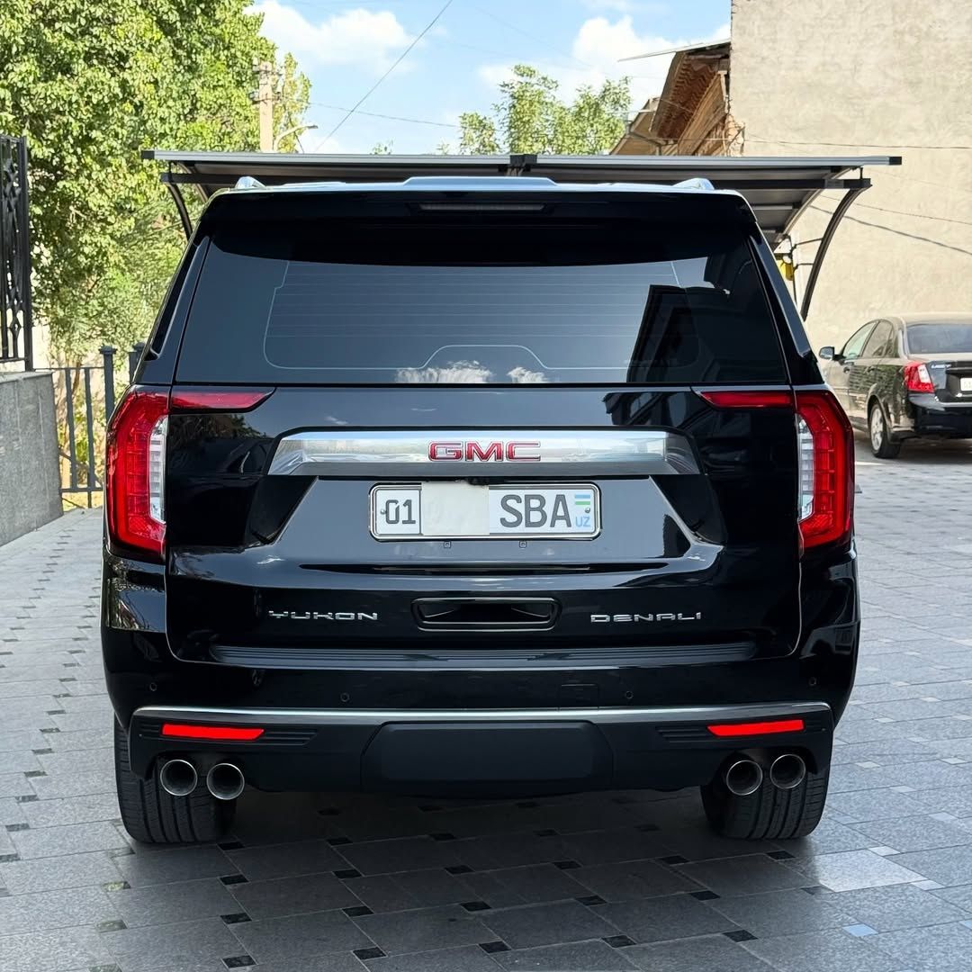 GMC Yukon 2022...