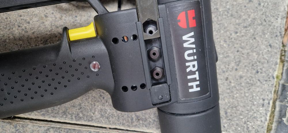 Wurth pistol de popnituri pe acumulator