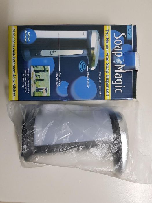 Sapuniera dozatoare cu Infrarosu. Nu mai atingi nimic! Nou ambalata!