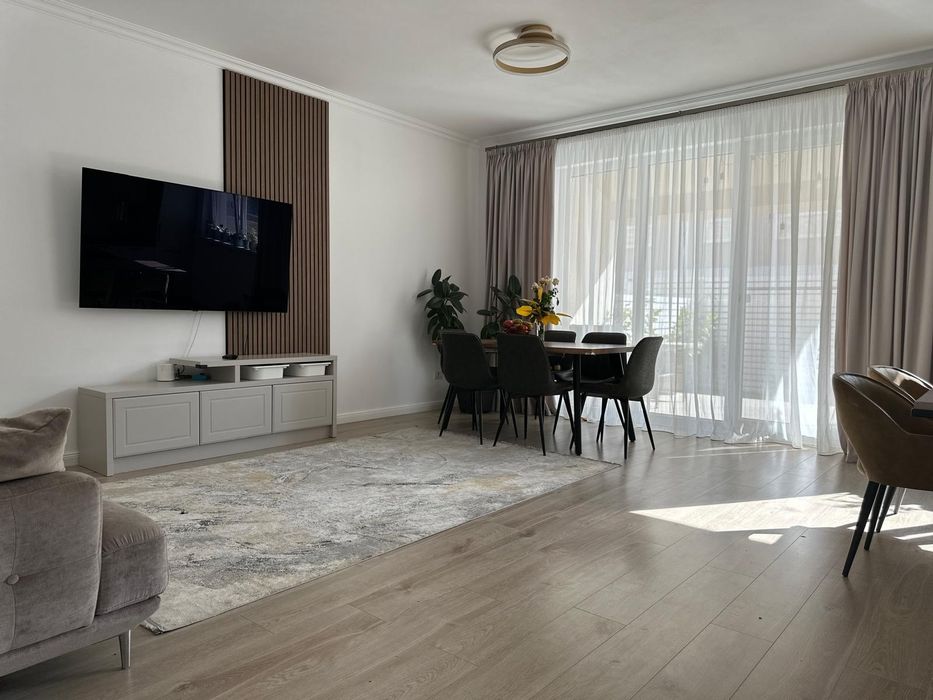 Proprietar Vand Duplex  cu Fotovoltaice  in Giroc