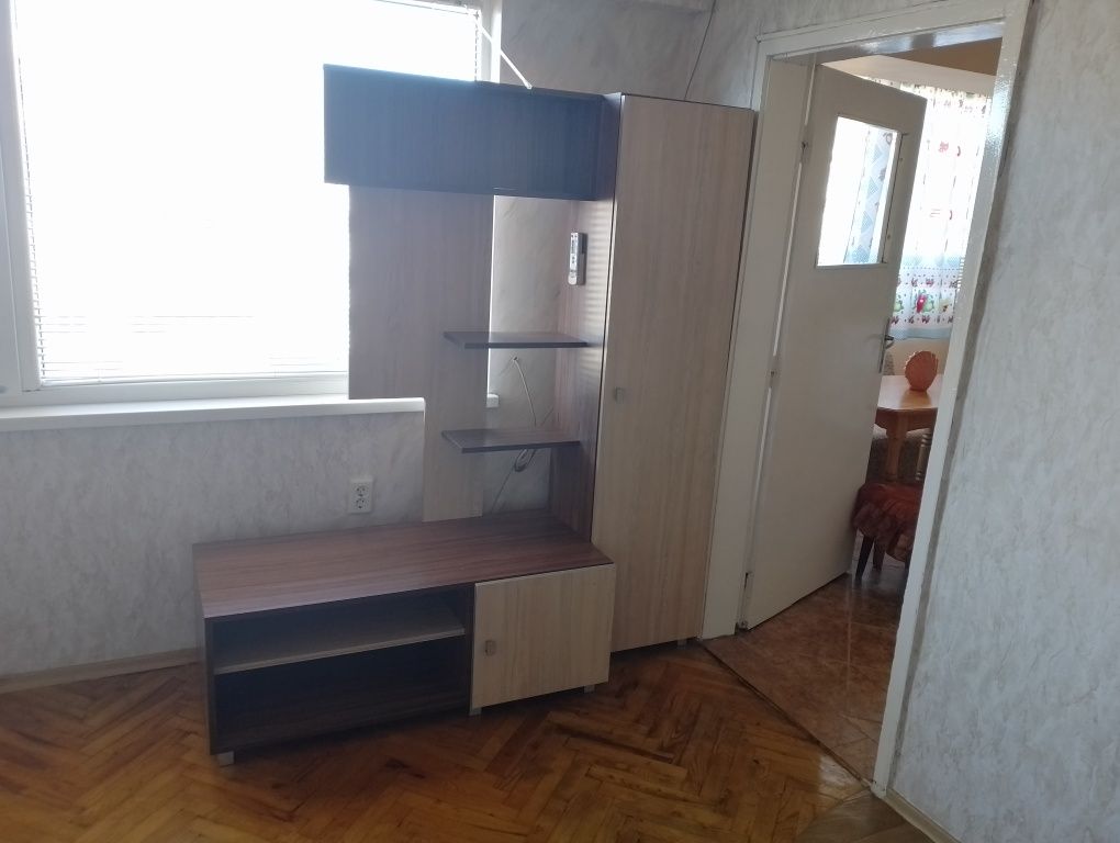 Дава се под наем Двустаен апартамент в Варна, Център - 30 кв.м за 204 € - Снимка #4