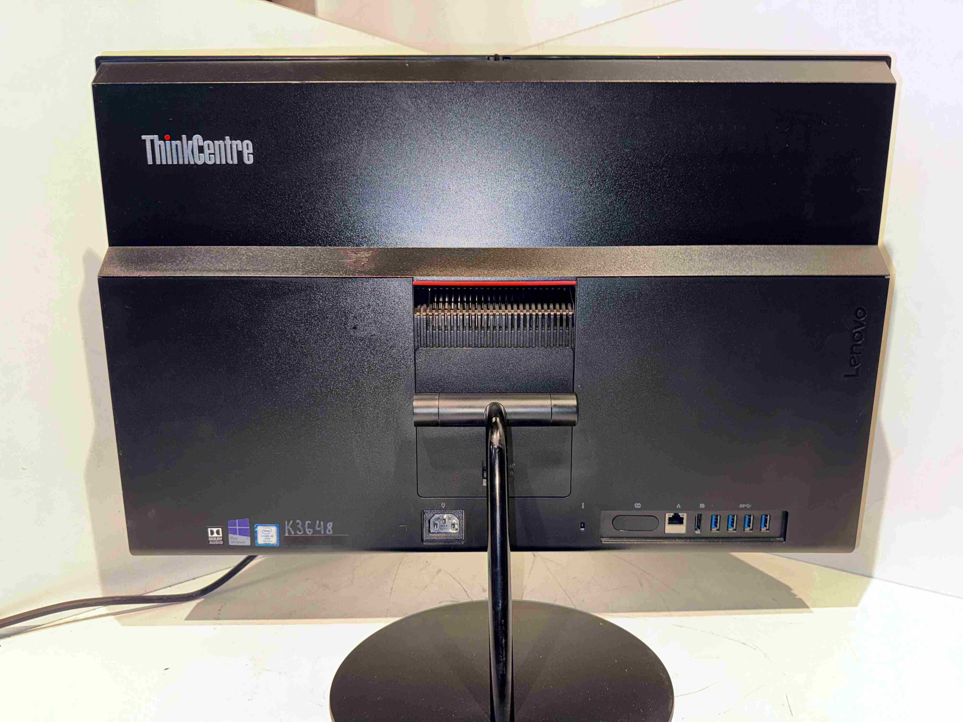 23,8" Моноблок Lenovo m910z (1920x1080, i5-6500 /DDR4 8 ГБ/ SSD 240 ГБ