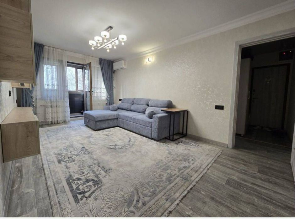 Фархадский базар Продается 3 комнатная Квартира Чиланзар