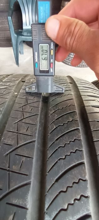 275/40/22 Pirelli