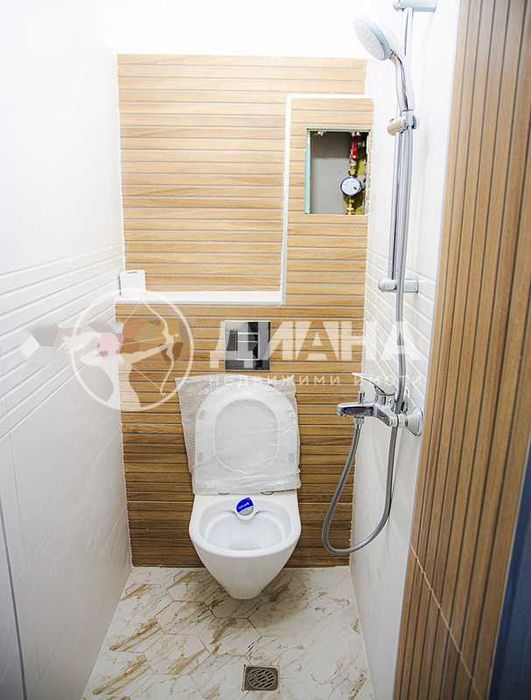 Продава се Етаж от къща в Пловдив, Център - 88 кв.м за 2023 €/кв.м - Снимка #8