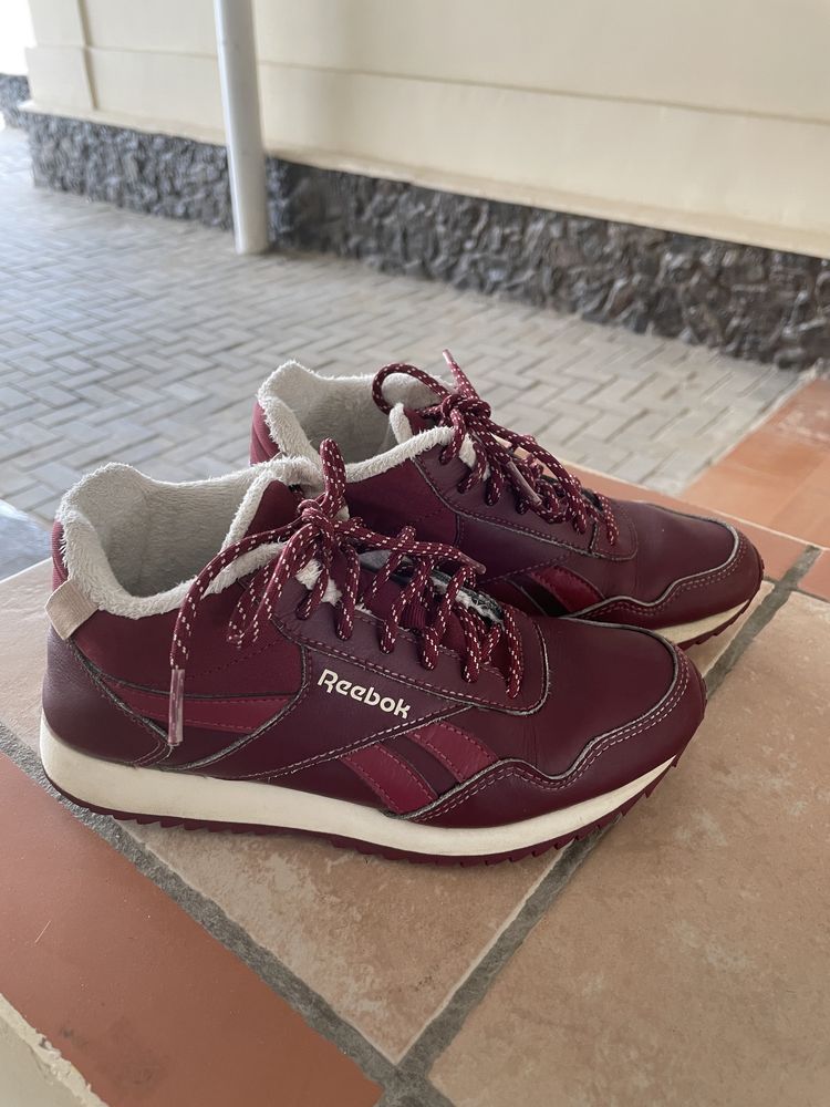 Кроссы от Reebok