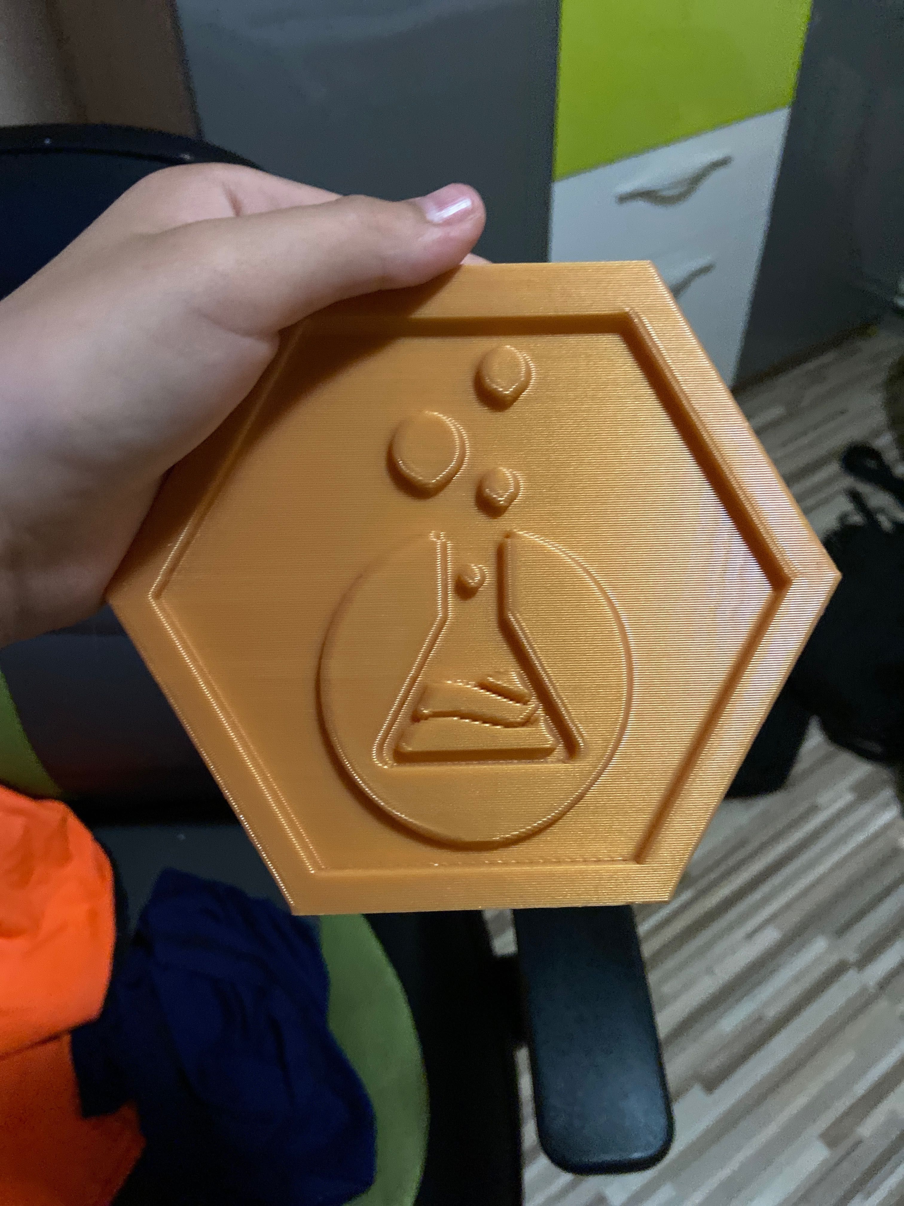 Голям карамел lab coin