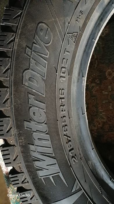 Продаётся шины зимние
